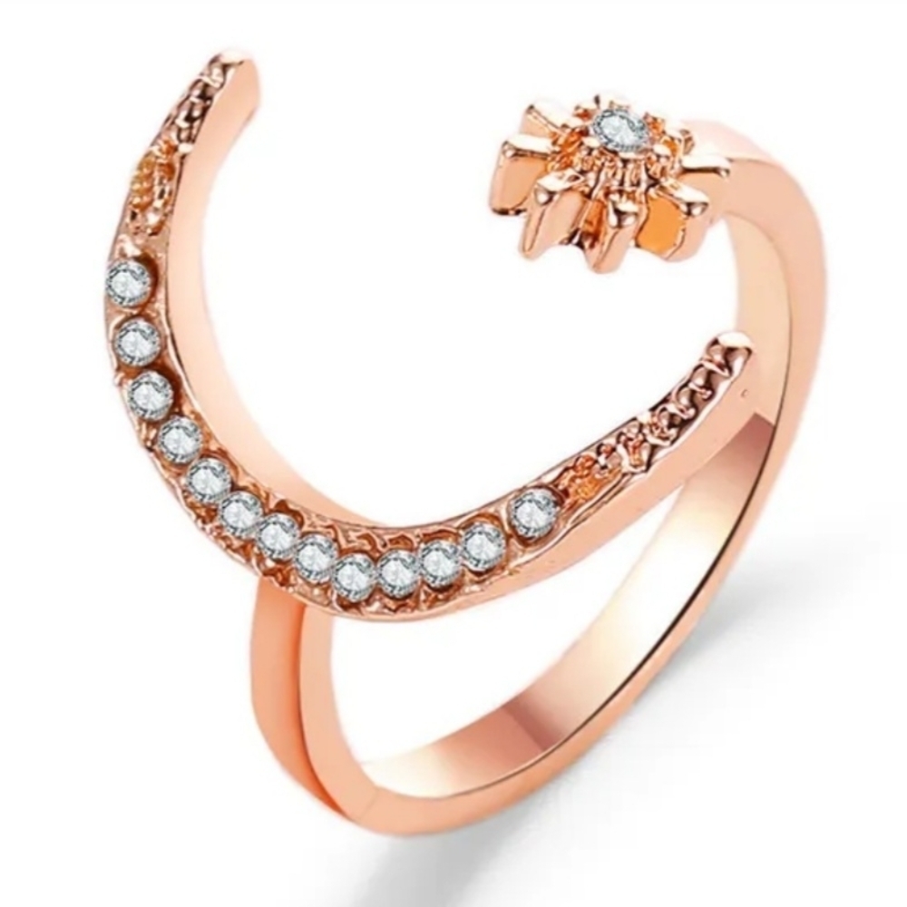 Ring Moon Star Gold Tone Rhinestone Adjustable